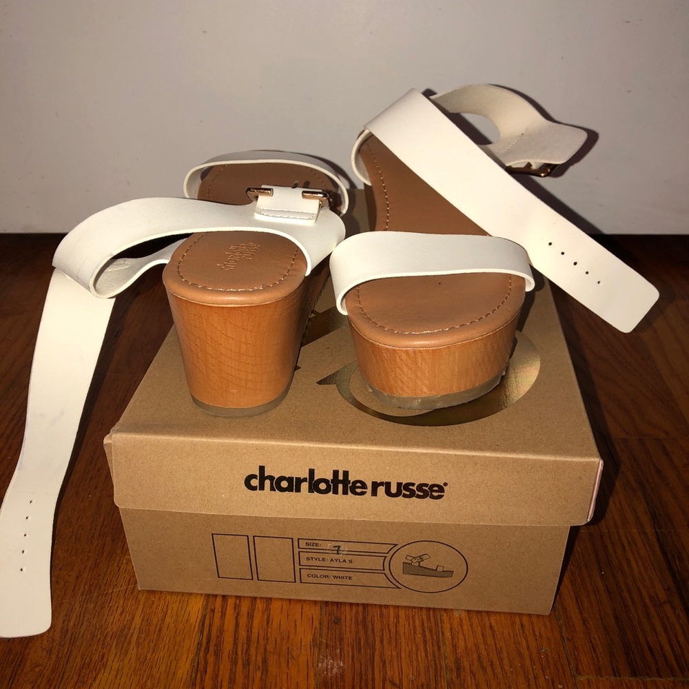 NEW! Platform sandals